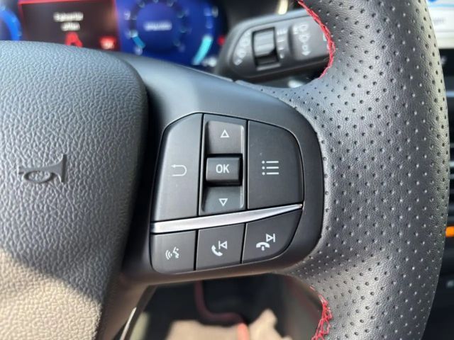 Ford Focus EcoBoost ST Line Wagon