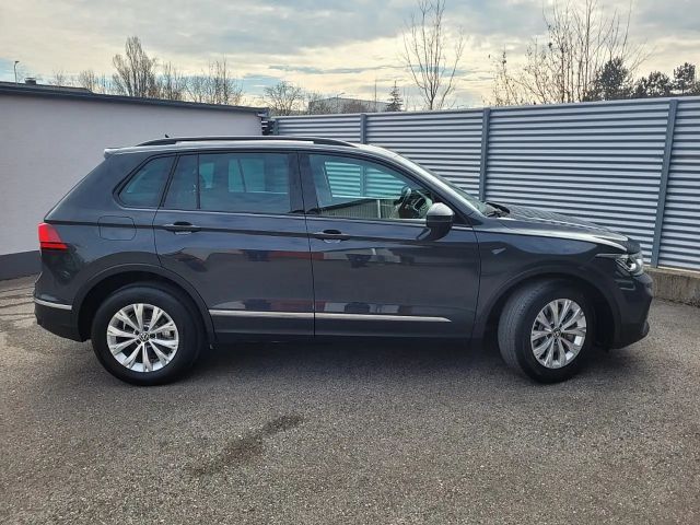 Volkswagen Tiguan DSG Hybrid Life