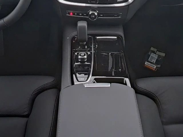 Volvo V60 AWD Dark Hybrid Plus T6