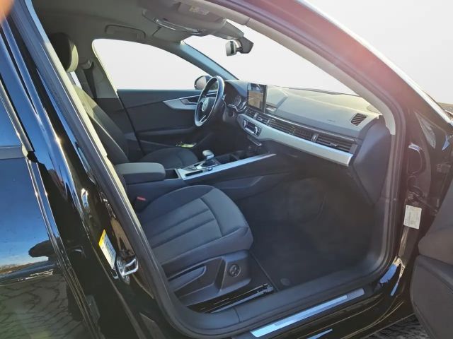 Audi A4 40 TDI Avant S-Tronic