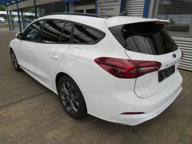 Ford Focus ST Line Wagon