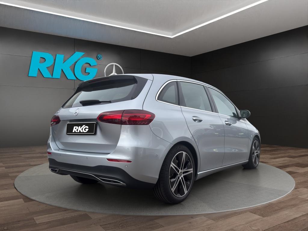 Mercedes-Benz B 200 Progressive Sedan