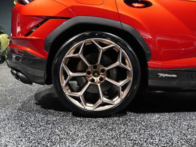 Lamborghini Urus Performante