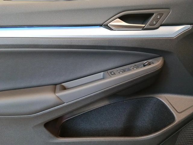 Volkswagen Golf 1.5 eTSI DSG Golf VIII