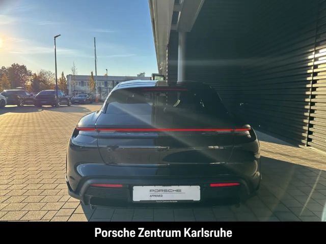 Porsche Taycan 4 Cross Turismo
