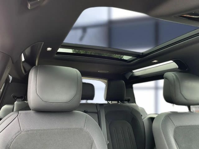 Land Rover Defender 90