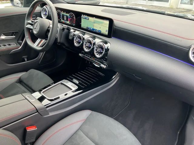 Mercedes-Benz CLA 200 Coupé