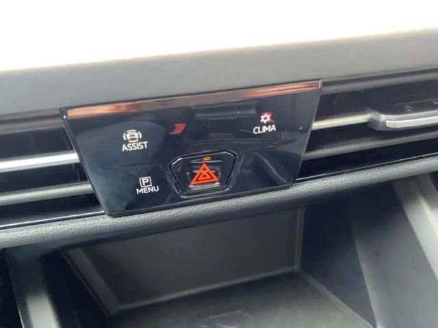 Volkswagen Golf DSG Life