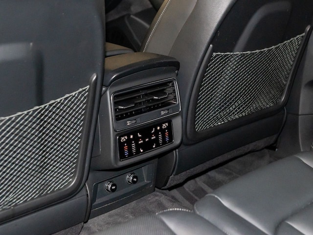 Audi Q7 50 TDI Quattro S-Line