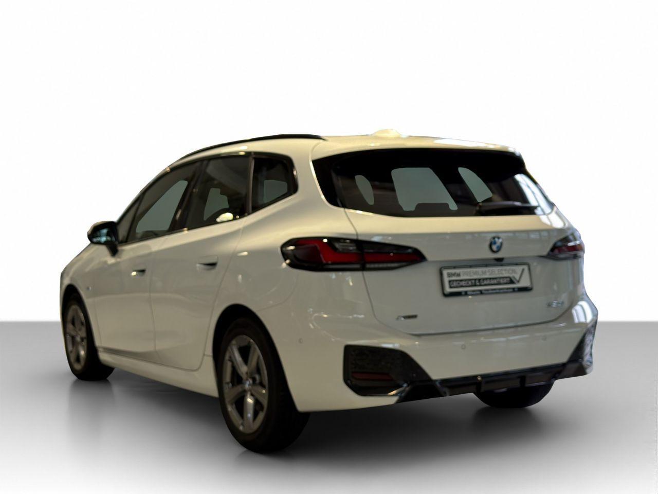 BMW 223 223i xDrive