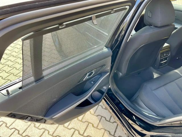 BMW 320 320d Touring