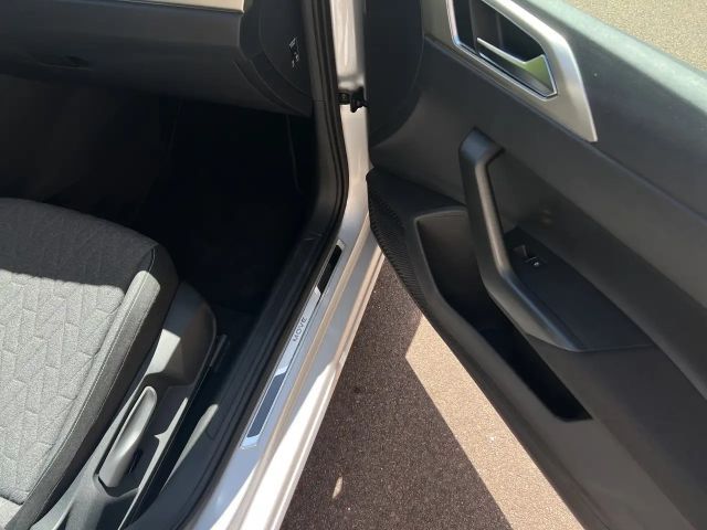 Volkswagen Polo Move