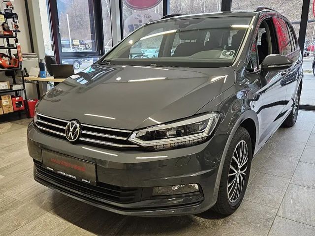 Volkswagen Touran ACT DSG