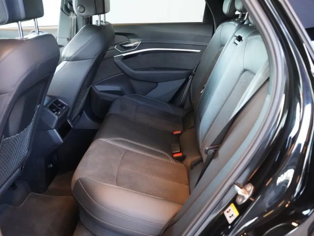 Audi e-tron 50 Business