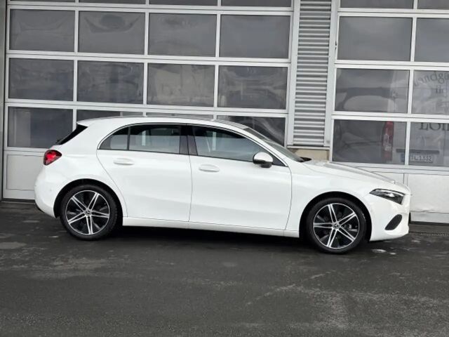 Mercedes-Benz A 200 A 200 d Progressive
