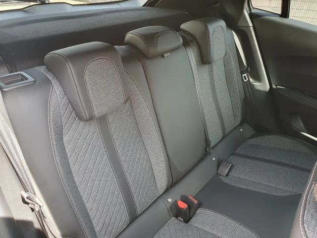 Peugeot 2008 Allure Pack