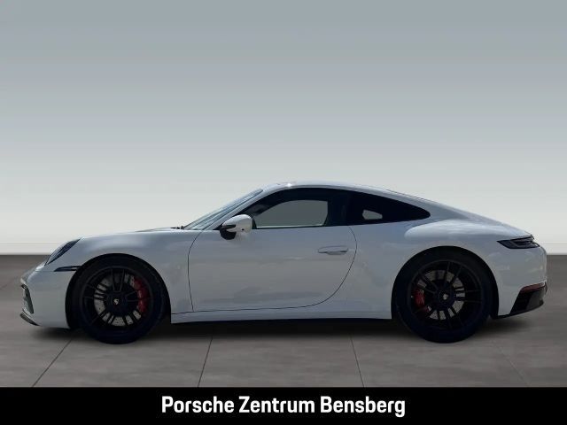 Porsche 992 Carrera Coupé GTS