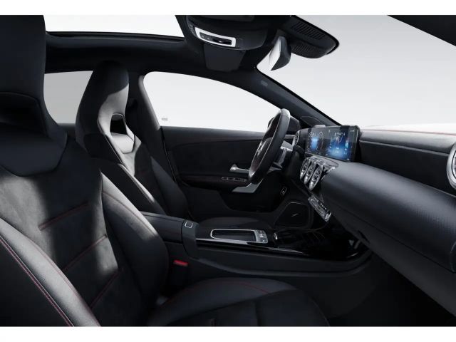 Mercedes-Benz CLA 200 AMG Line Shooting Brake