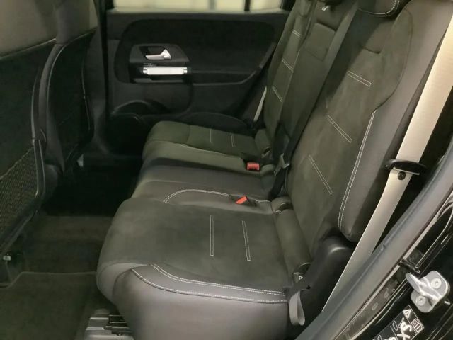 Mercedes-Benz GLB 220 4MATIC AMG Line