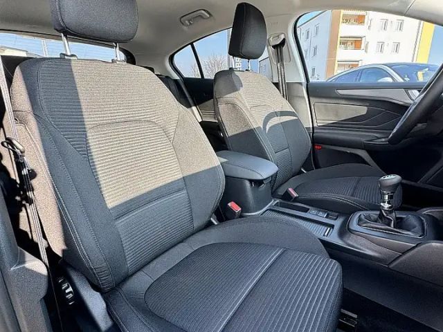 Ford Focus EcoBoost Titanium