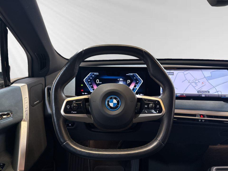 BMW iX xDrive40
