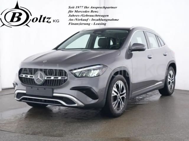 Mercedes-Benz GLA 200 Progressive