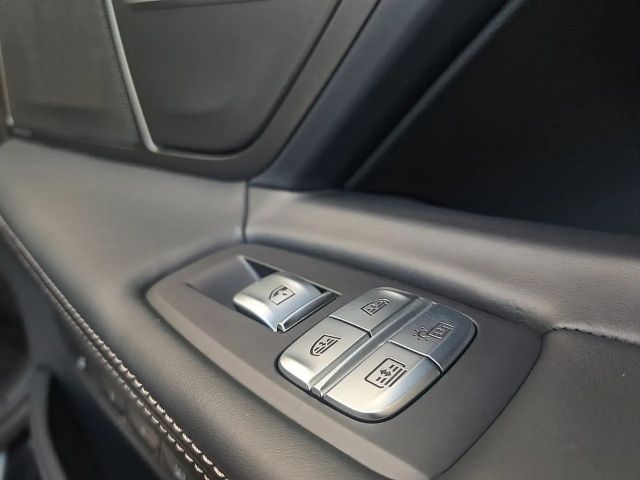 BMW 745 Sedan xDrive