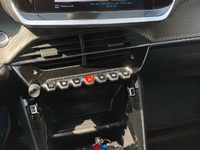 Peugeot E-2008 Active Pack