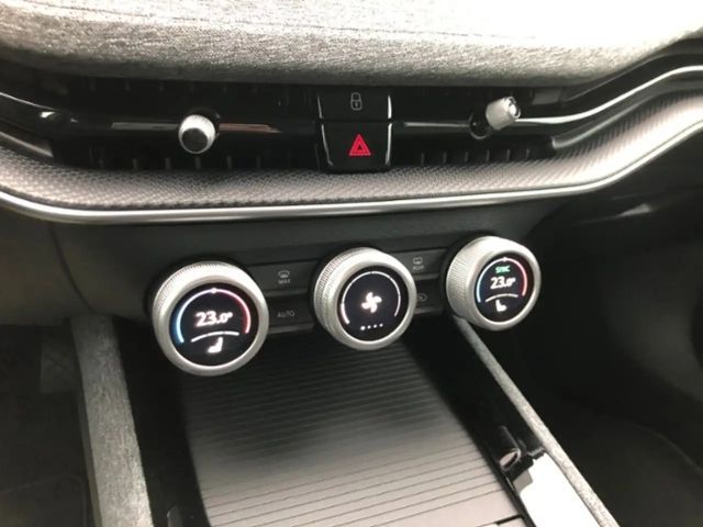 Skoda Superb 1.5 TSI Combi Selection