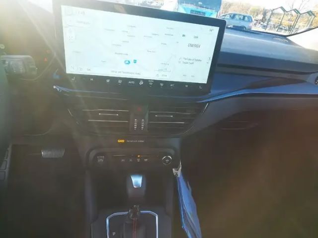 Ford Focus EcoBoost ST Line