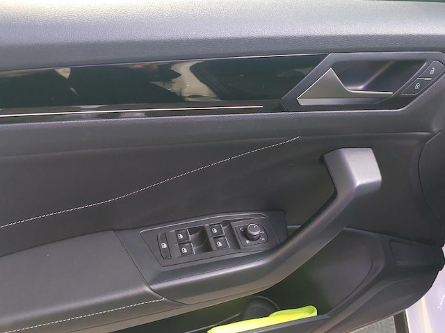 Volkswagen T-Roc 2,0 TDI Navi AHV