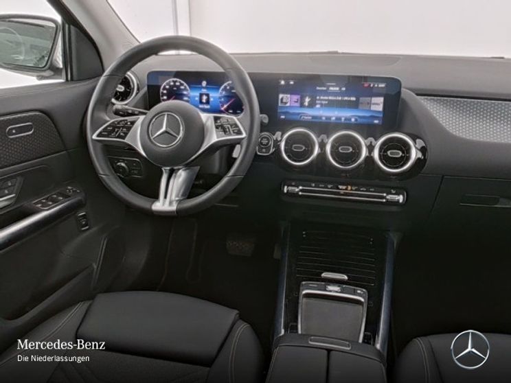 Mercedes-Benz GLA 180 Progressive