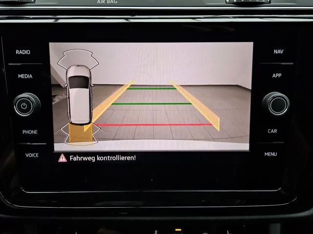 Volkswagen Touran 1.5 TSI DSG Highline