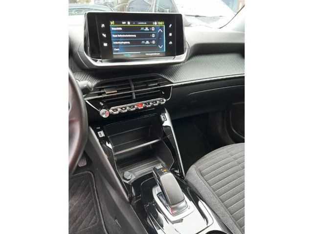 Peugeot E-2008 Active Pack