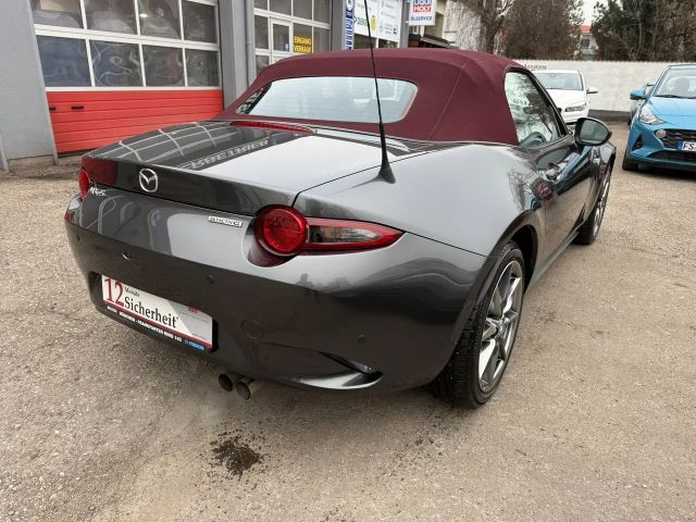 Mazda MX-5 SkyActiv