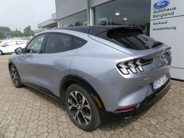 Ford Mustang Mach-E AWD