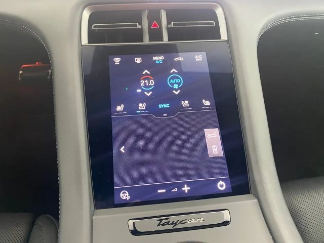 Porsche Taycan 4 Cross Turismo