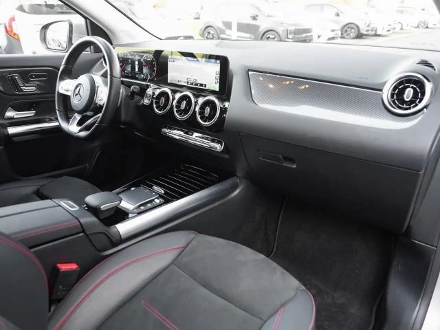 Mercedes-Benz GLA 250 AMG Line