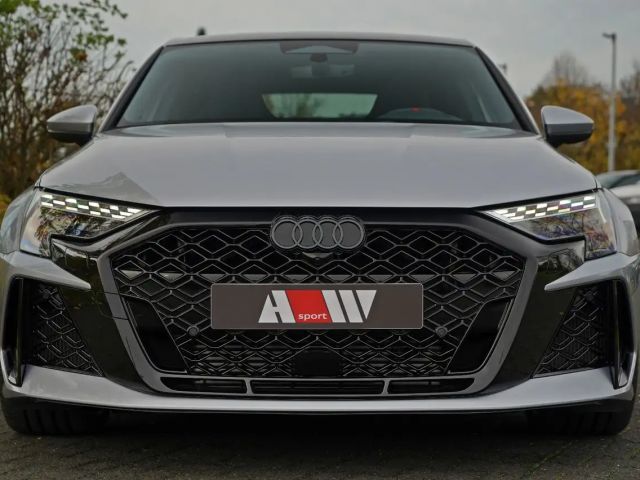 Audi RS3 Sedan