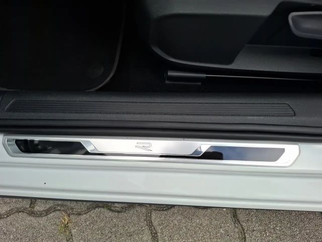 Volkswagen Polo DSG IQ.Drive R-Line