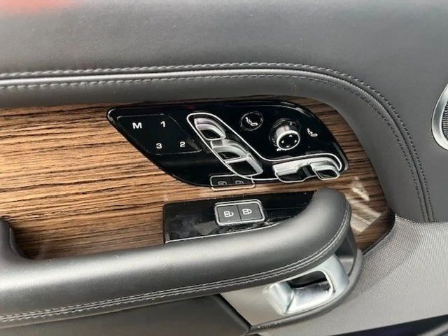 Land Rover Range Rover Autobiography