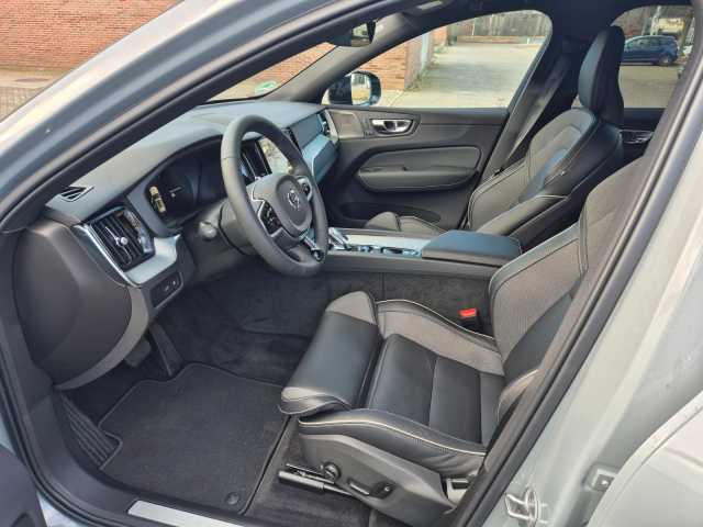 Volvo XC60 Dark Plus Recharge T6