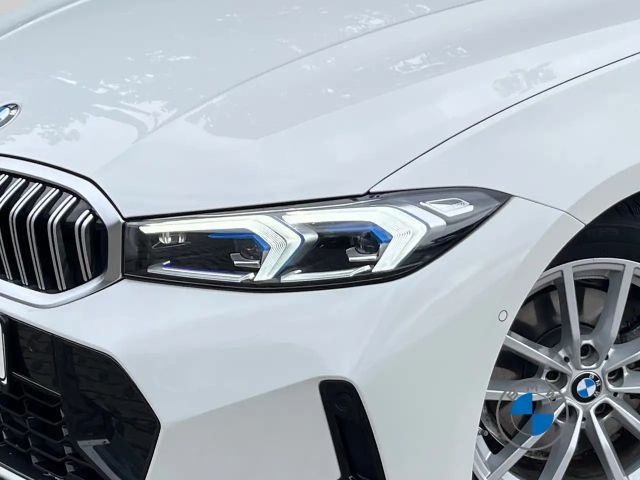 BMW 320 320d M-Sport Sedan