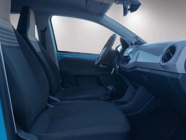 Volkswagen e-up! Plus Style