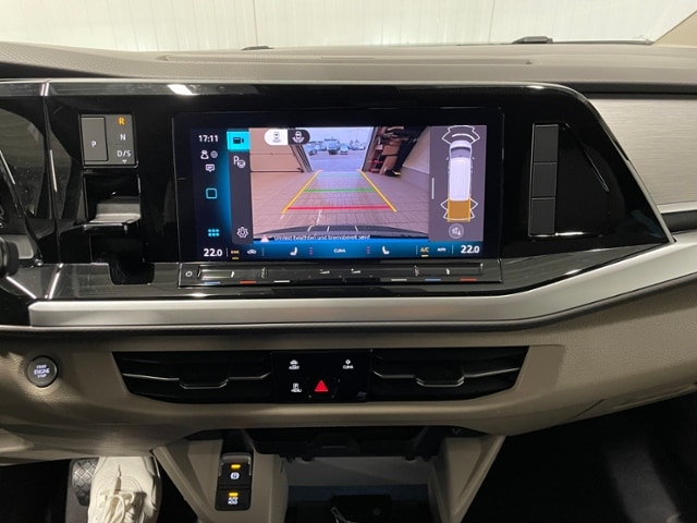 Volkswagen Multivan 2.0 TDI DSG IQ.Drive Lang T7