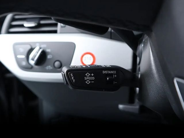 Audi A4 35 TFSI Avant S-Line S-Tronic