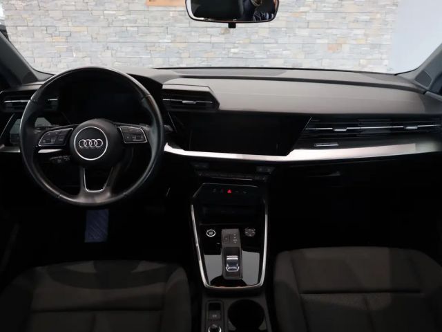 Audi A3 30 TFSI S-Tronic Sportback