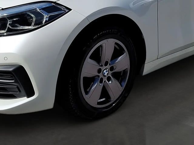 BMW 118 118d Sedan