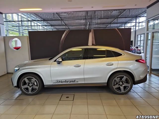 Mercedes-Benz GLC 300 AMG Line Coupé