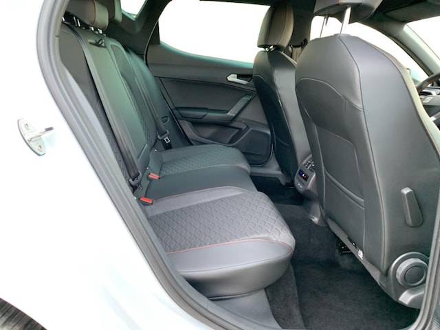 Seat Leon 1.5 eTSI FR-lijn